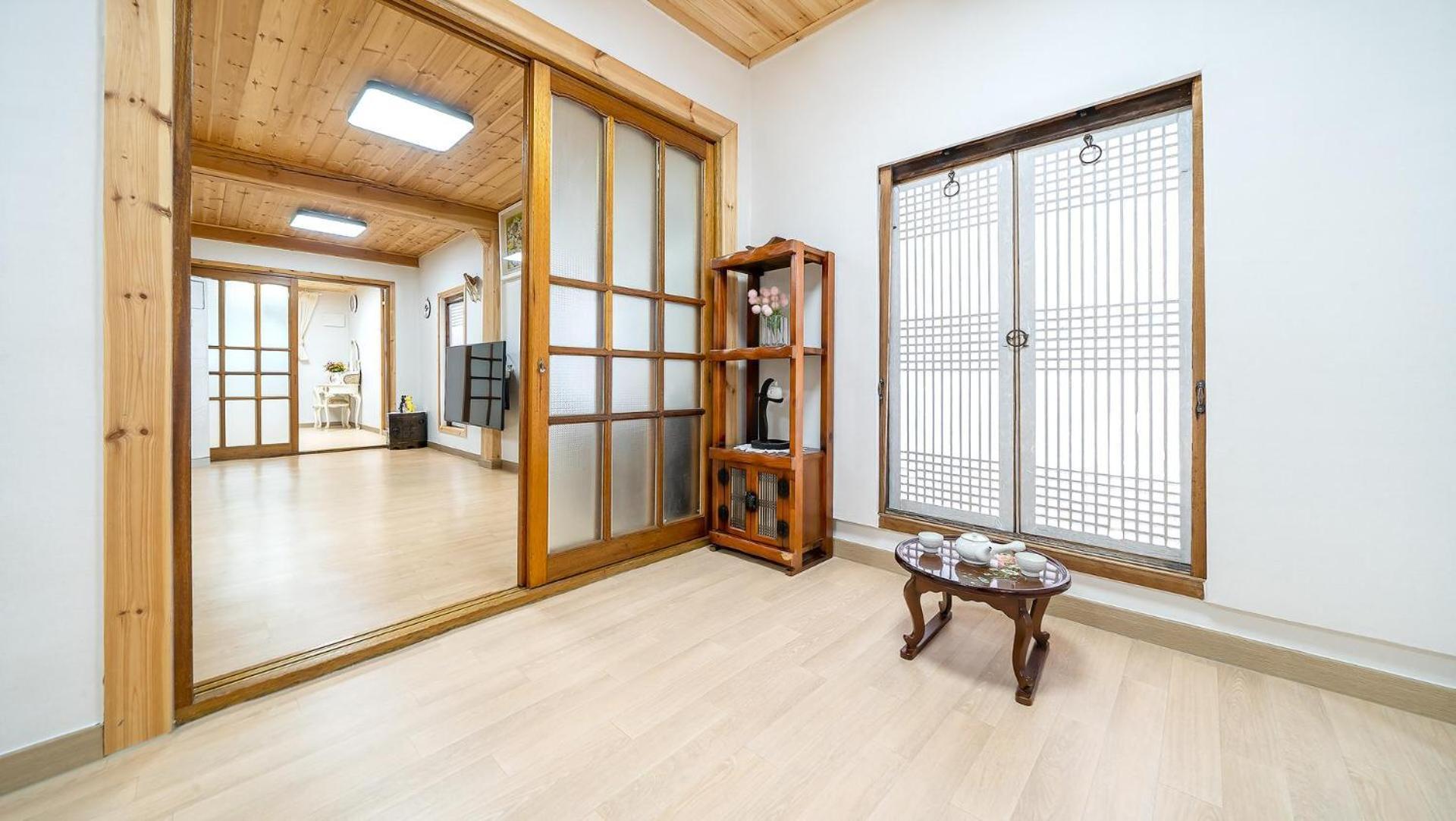 Gangneung Ggabinejip Hanok Pension ห้อง รูปภาพ