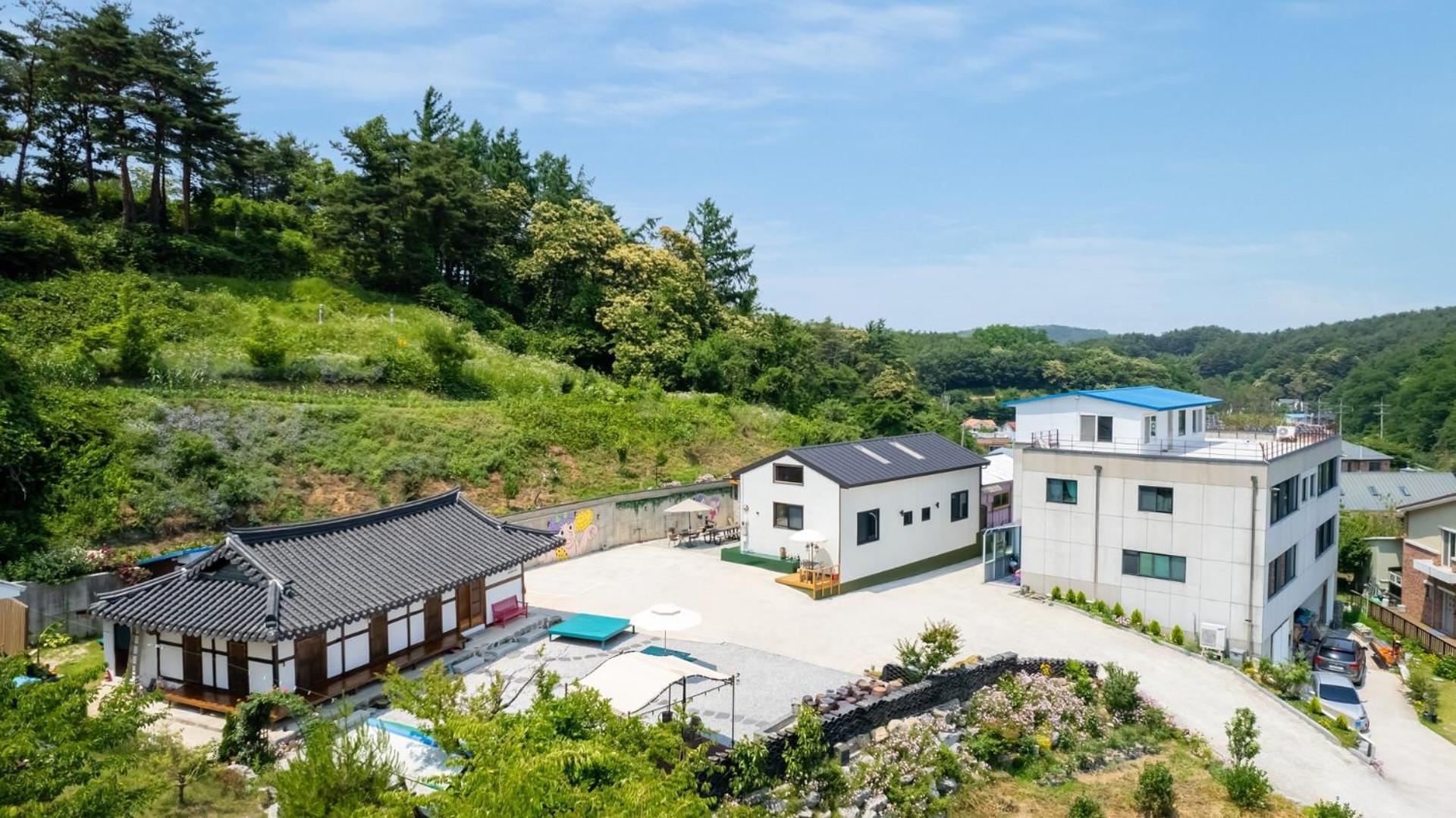 Gangneung Ggabinejip Hanok Pension ภายนอก รูปภาพ